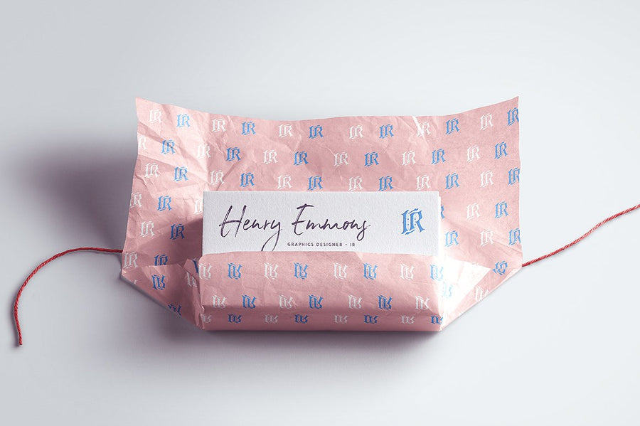 Royal Touch Font